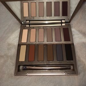 Naked ultimate basics palette